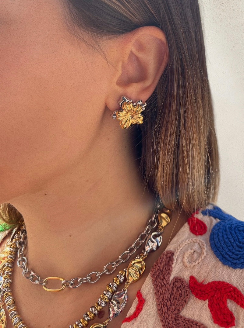 Orecchini Fiore Bicolor - Apparel & Accessories > Jewelry > Earrings - Genesi Gioielli