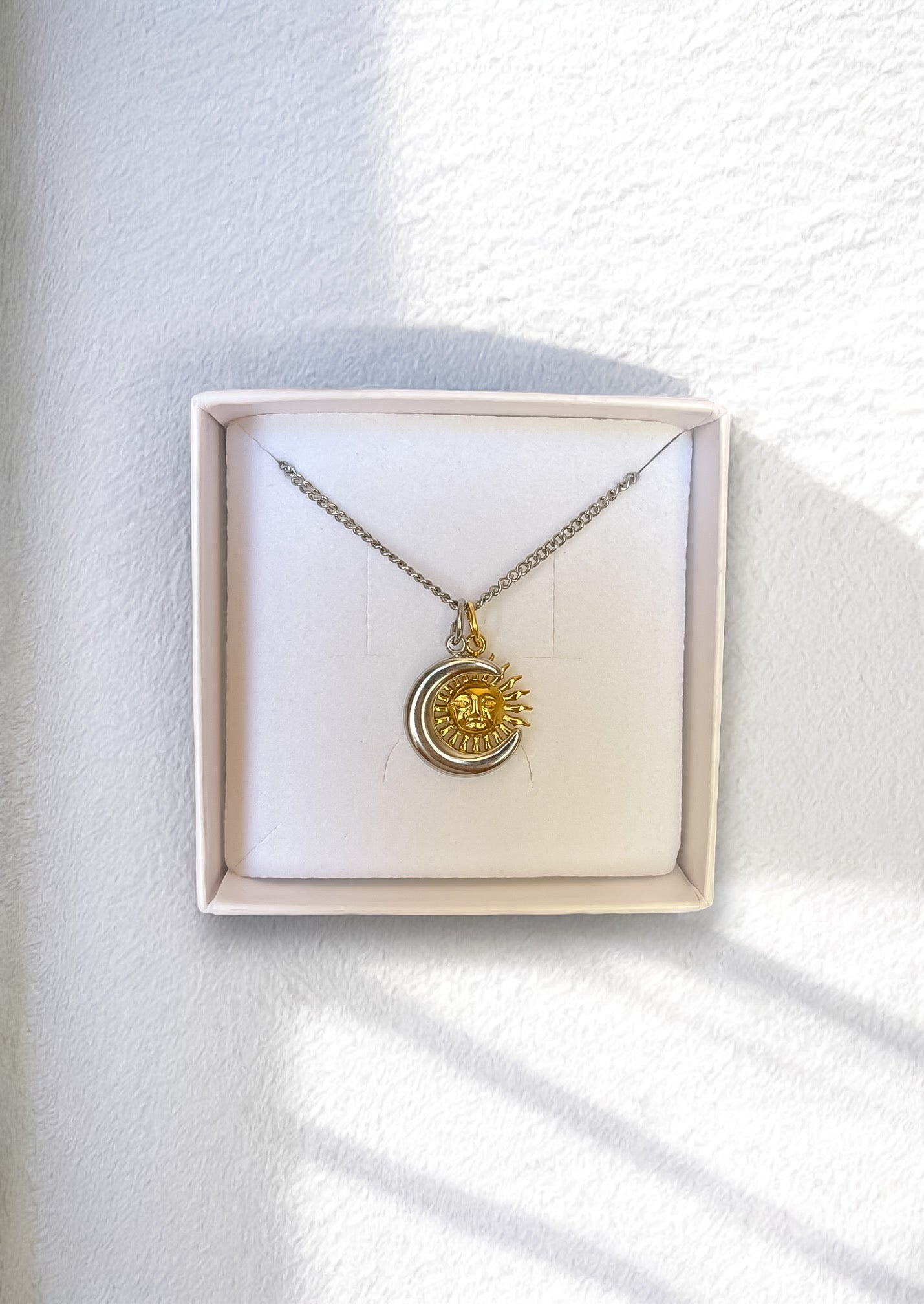 Ciondolo Mezzaluna - Apparel & Accessories > Jewelry > Charms & Pendants - Genesi Gioielli