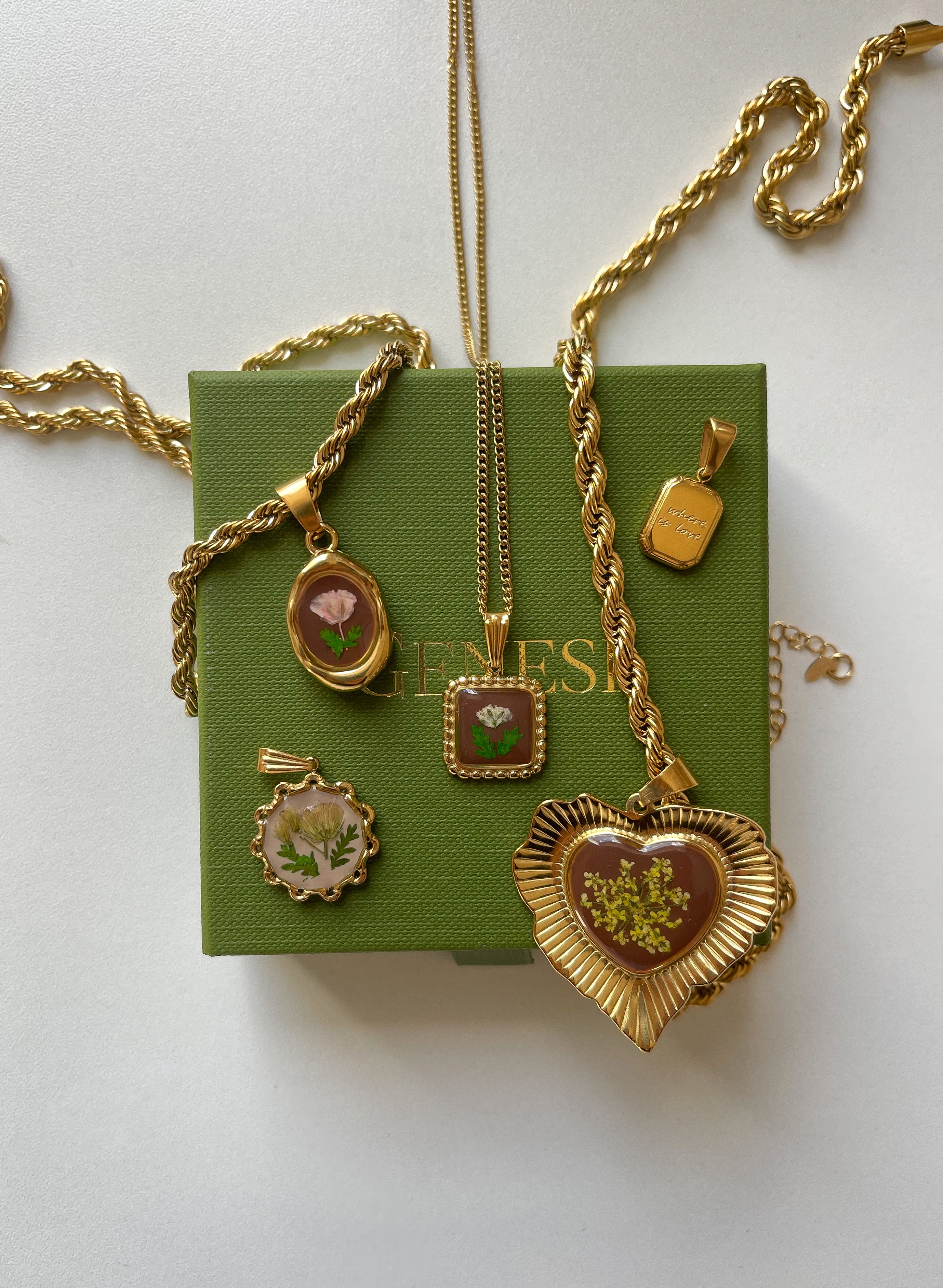 Collana Rosalie