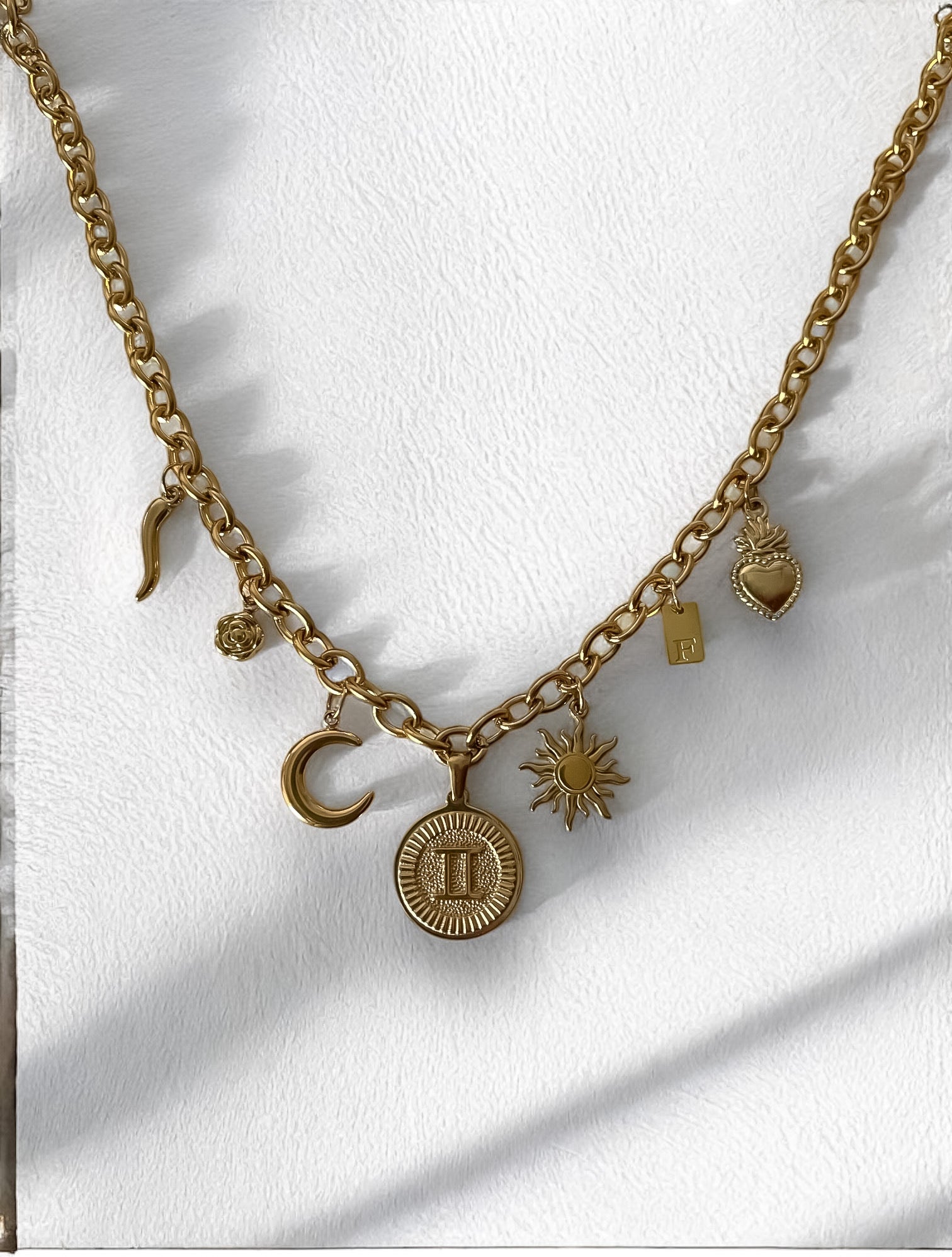 Ciondolo Segno Zodiacale - Apparel & Accessories > Jewelry > Charms & Pendants - Genesi Gioielli